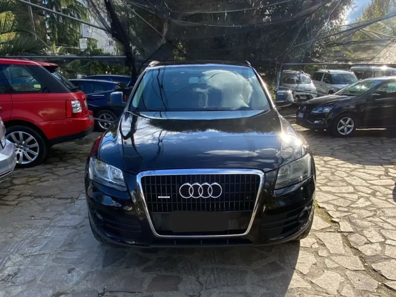 Audi-Q5-03-2011