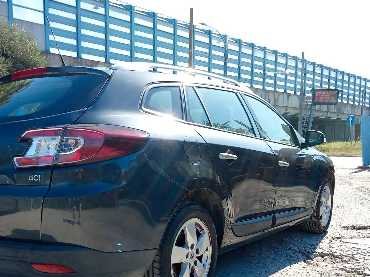 Renault Megane SporTour 1.5 dci Luxe 110cv fap - foto 6
