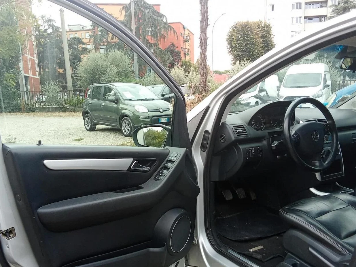 Mercedes-Benz Classe A A 180 cdi Elegance - foto 12