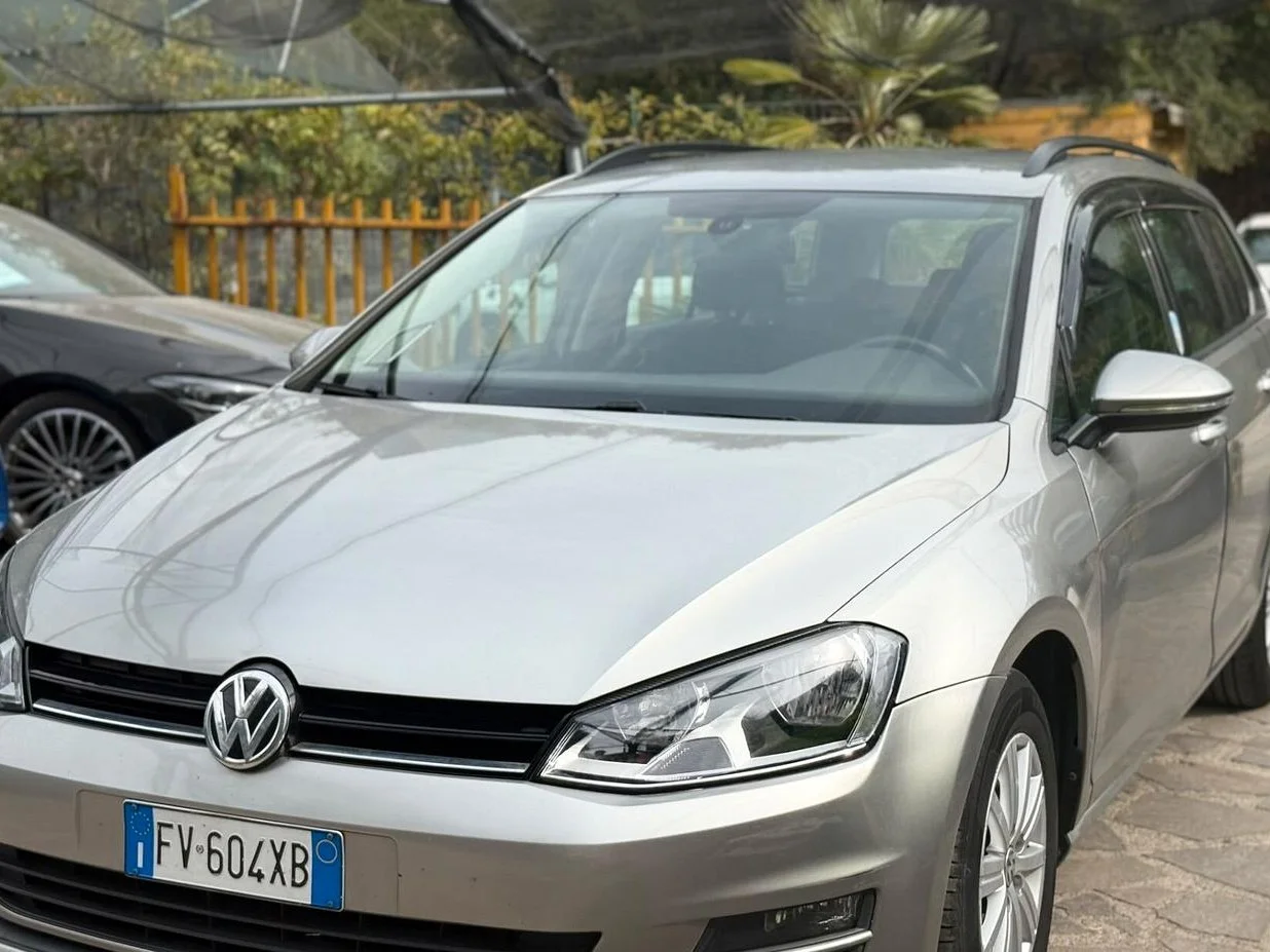 Volkswagen Golf Variant 1.6 tdi Comfortline Business - foto 3