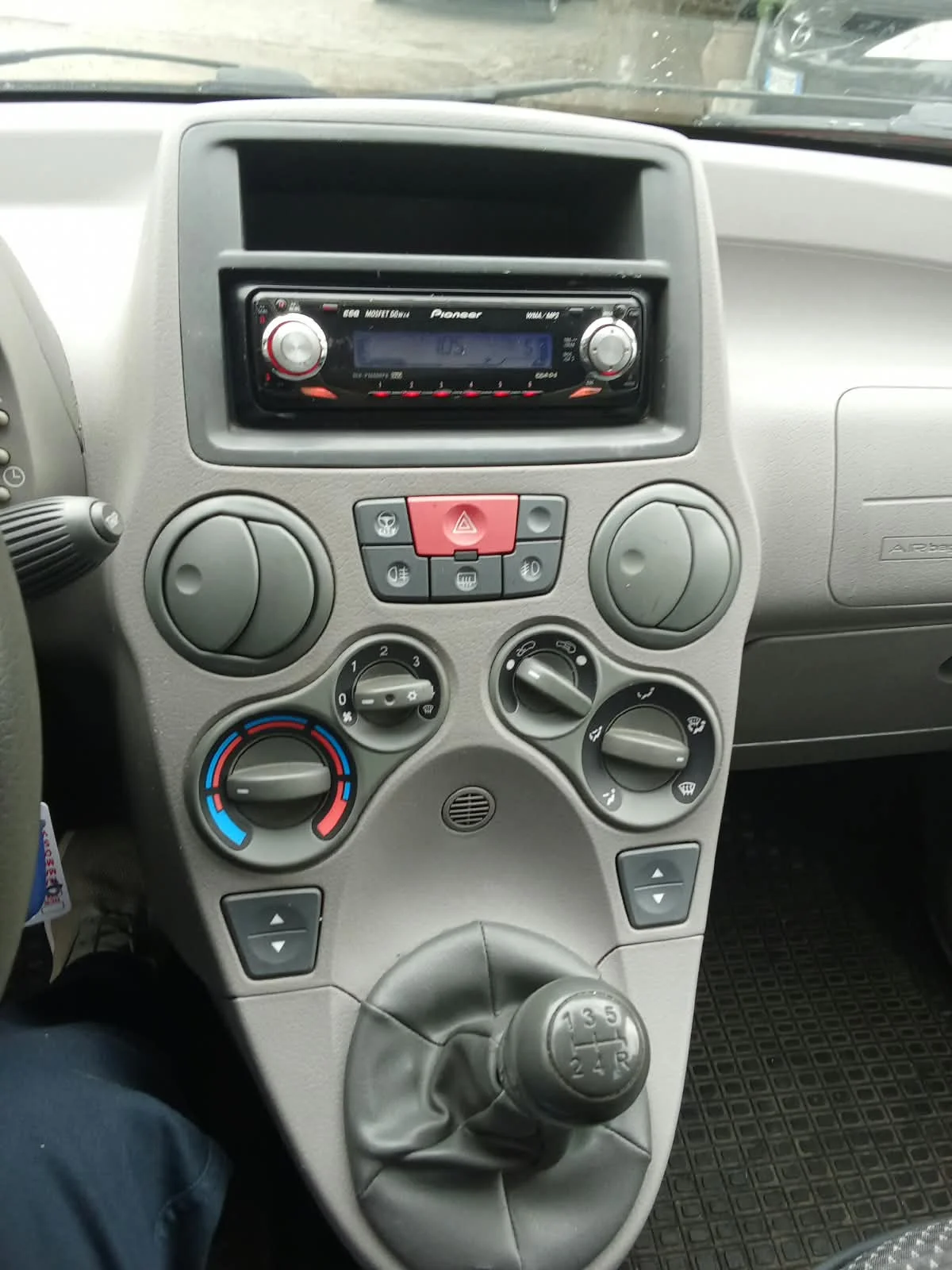 Fiat Panda 1.2 Dynamic 60 CV - foto 7