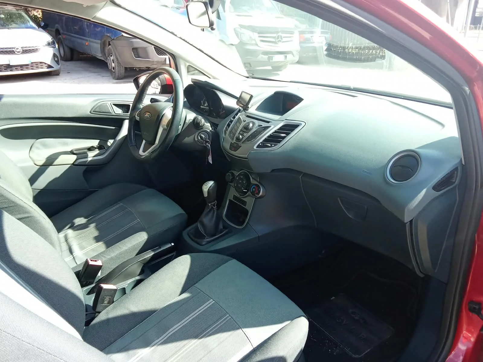 Ford Fiesta 1.4 TDCi 68 CV Plus - foto 9