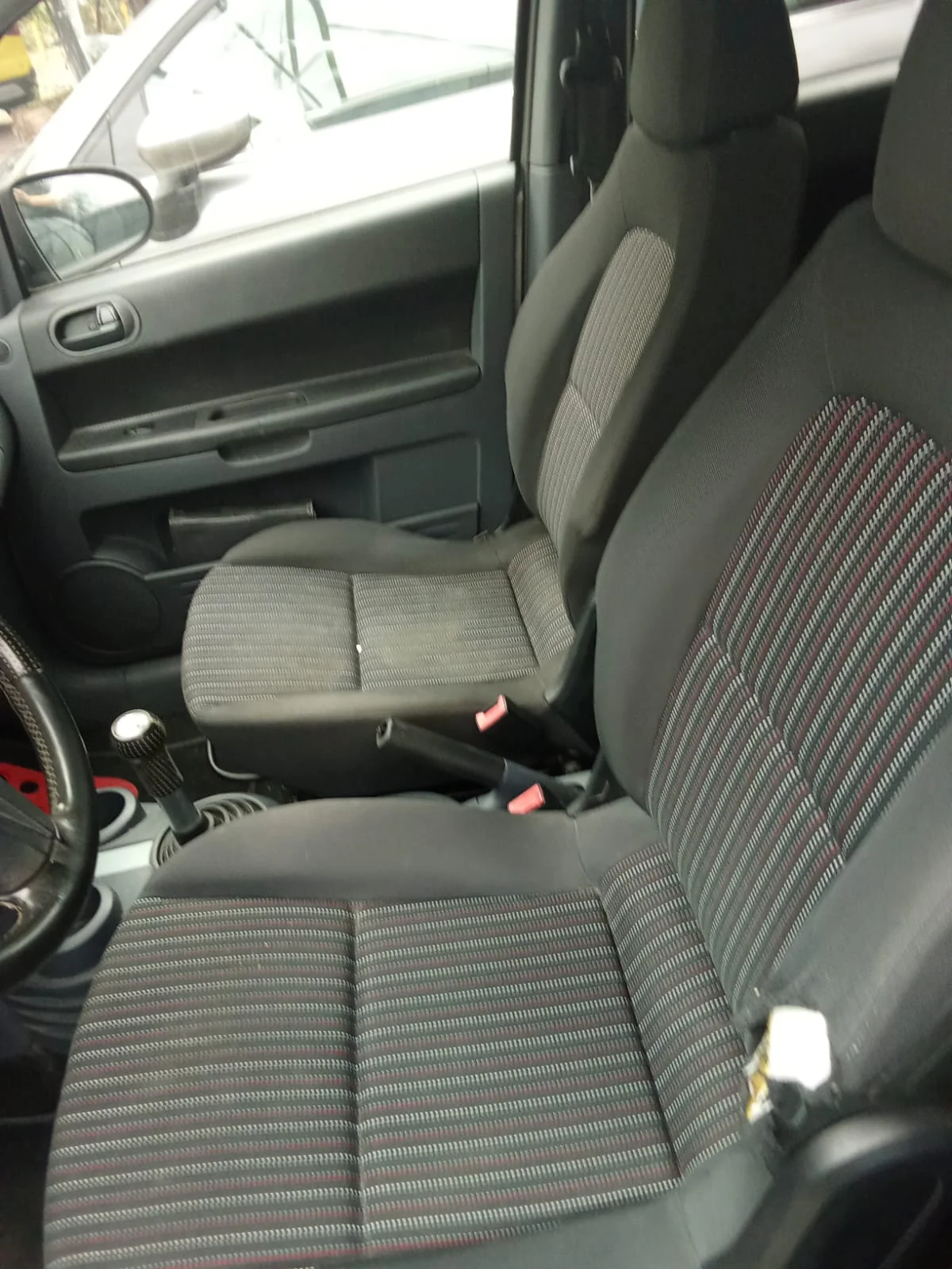 Mitsubishi Colt 1.1 Inform 5p - foto 4