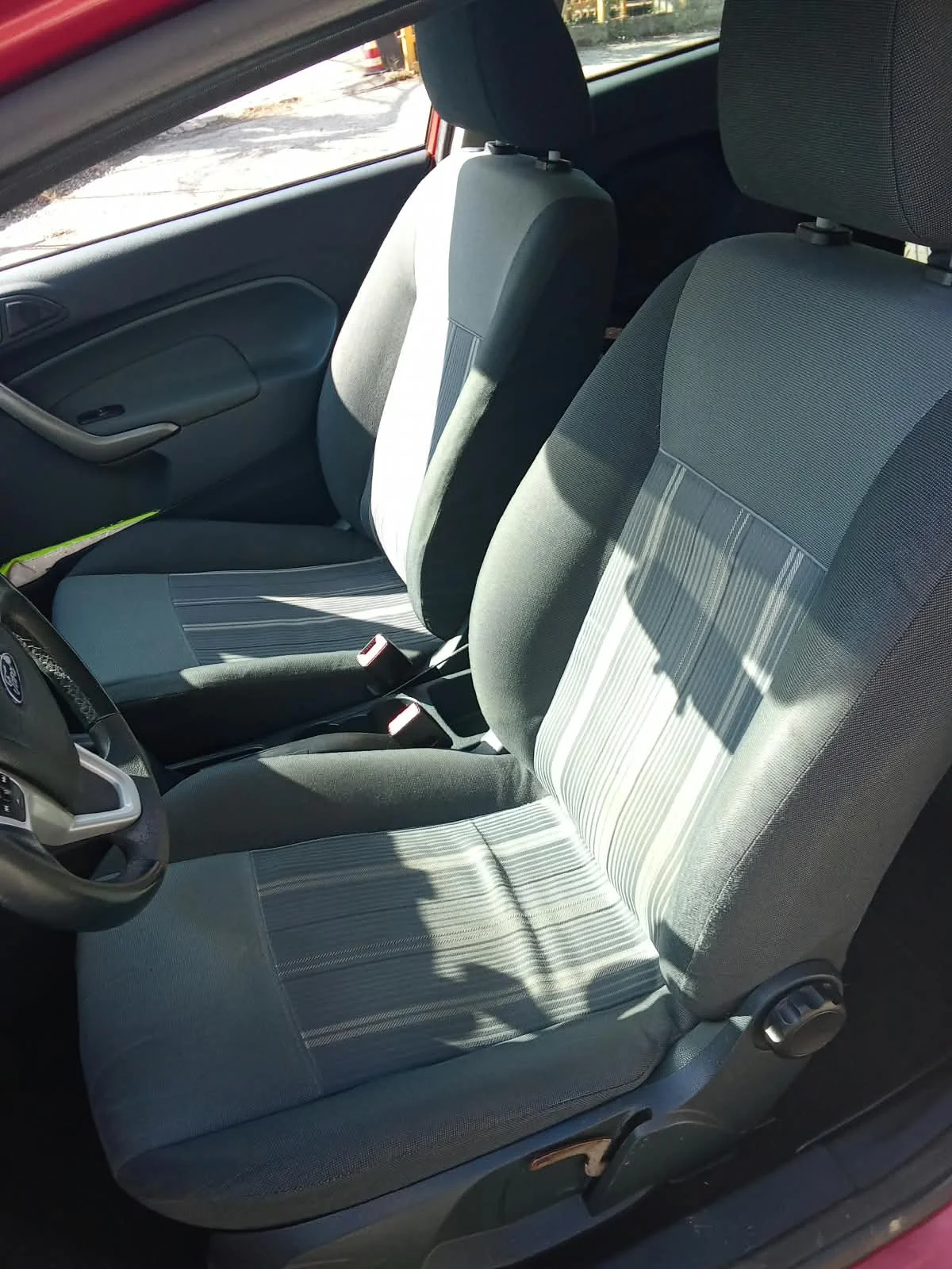 Ford Fiesta 1.4 TDCi 68 CV Plus - foto 13