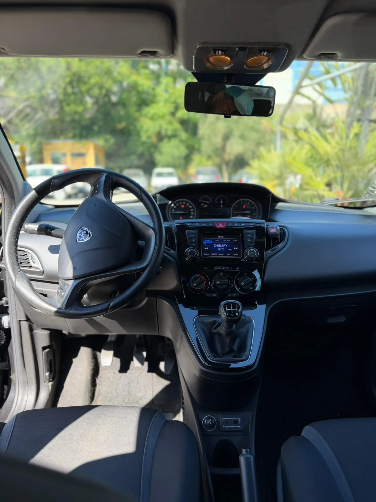 Lancia Ypsilon 1.3 mjt Silver s&s 95cv - foto 8