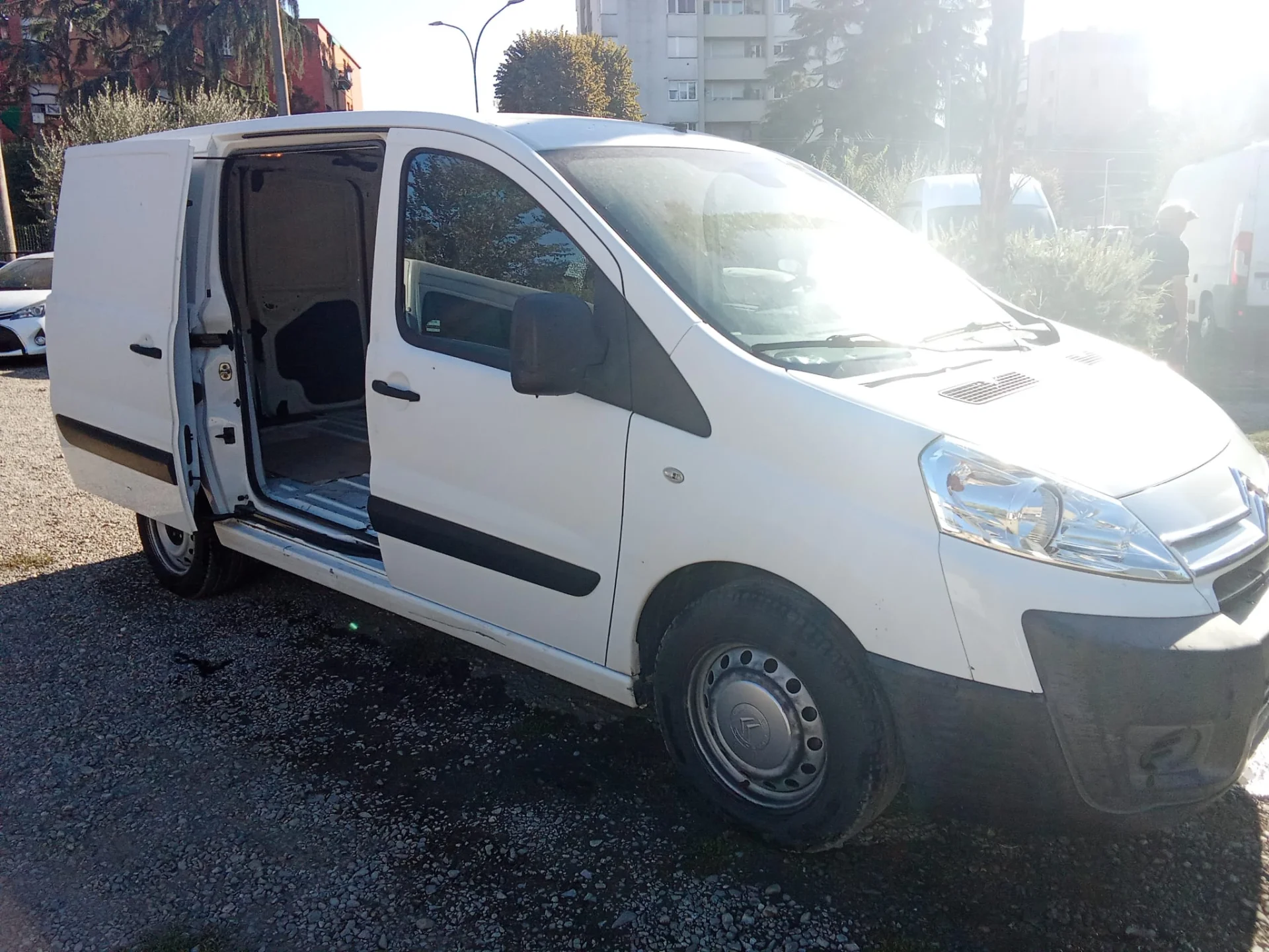 Citroen Jumpy 27 2.0 HDi 128 CV L1H1 - foto 5