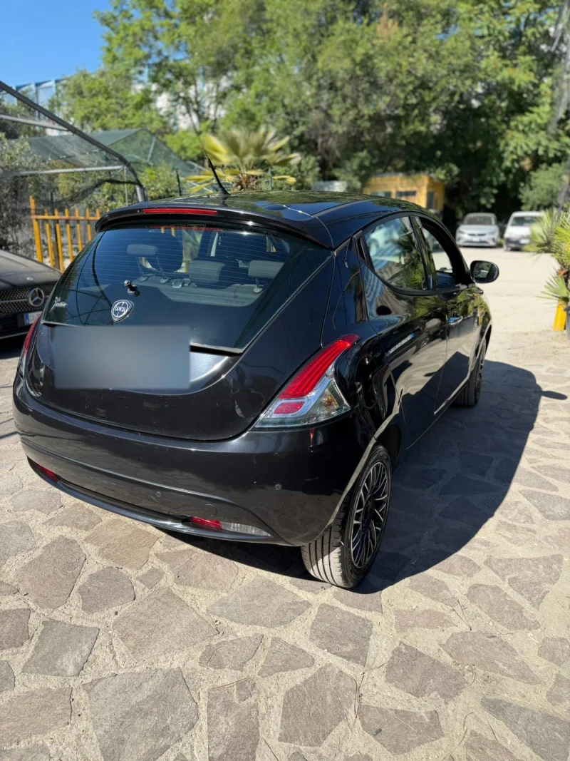Lancia Ypsilon 1.3 mjt Silver s&s 95cv — foto 5