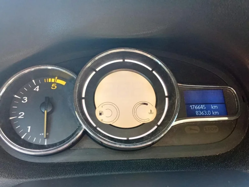 Renault Megane SporTour 1.5 dci Luxe 110cv fap — foto 7