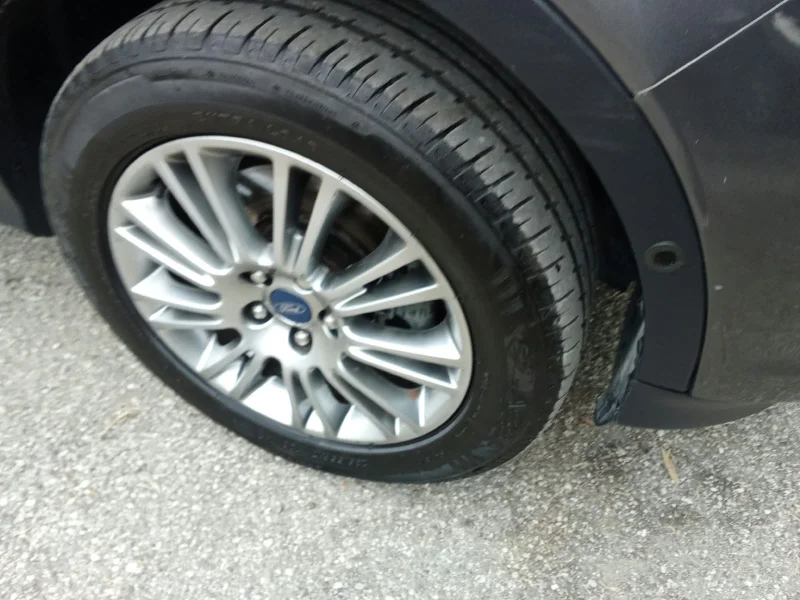 Ford Kuga 2.0 TDCi 140 CV 4WD Titanium — foto 13