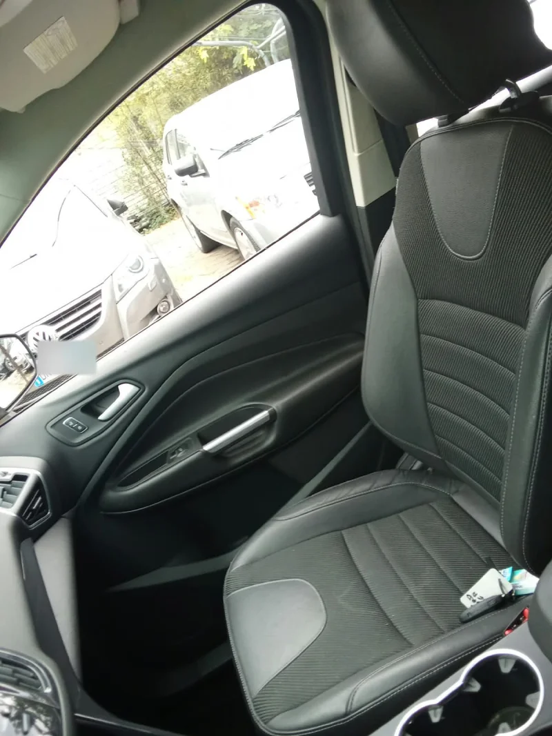 Ford Kuga 2.0 TDCi 140 CV 4WD Titanium — foto 19