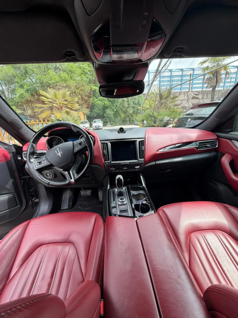 Maserati Levante 3.0 V6 Diesel AWD — foto 9