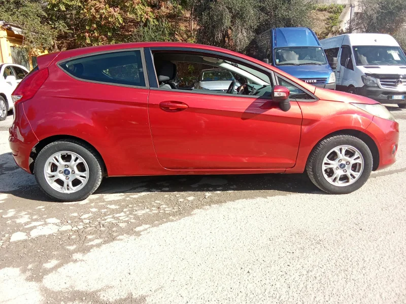 Ford Fiesta 1.4 TDCi 68 CV Plus — foto 4