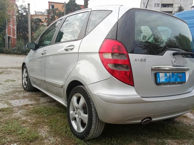 Mercedes-Benz Classe A A 180 cdi Elegance — foto 7
