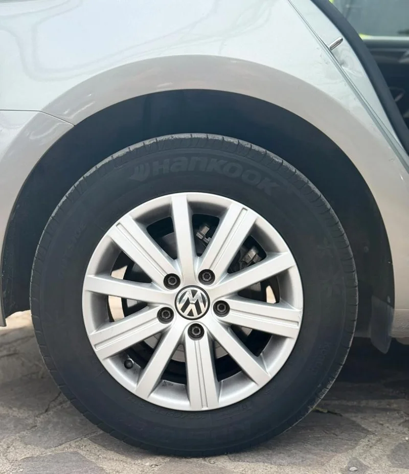 Volkswagen Golf Variant 1.6 tdi Comfortline Business — foto 6