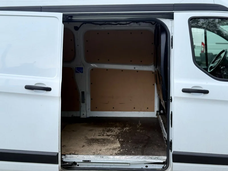 Ford Transit Custom 320 2.0 TDCi 130cv Trend tetto alto — foto 6