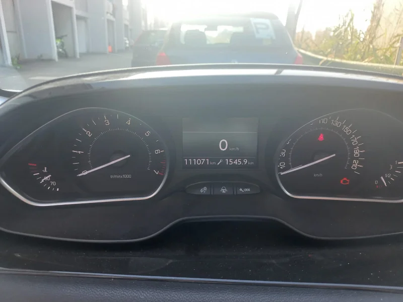 Peugeot 208 1.2 VTi 82 CV Active — foto 6