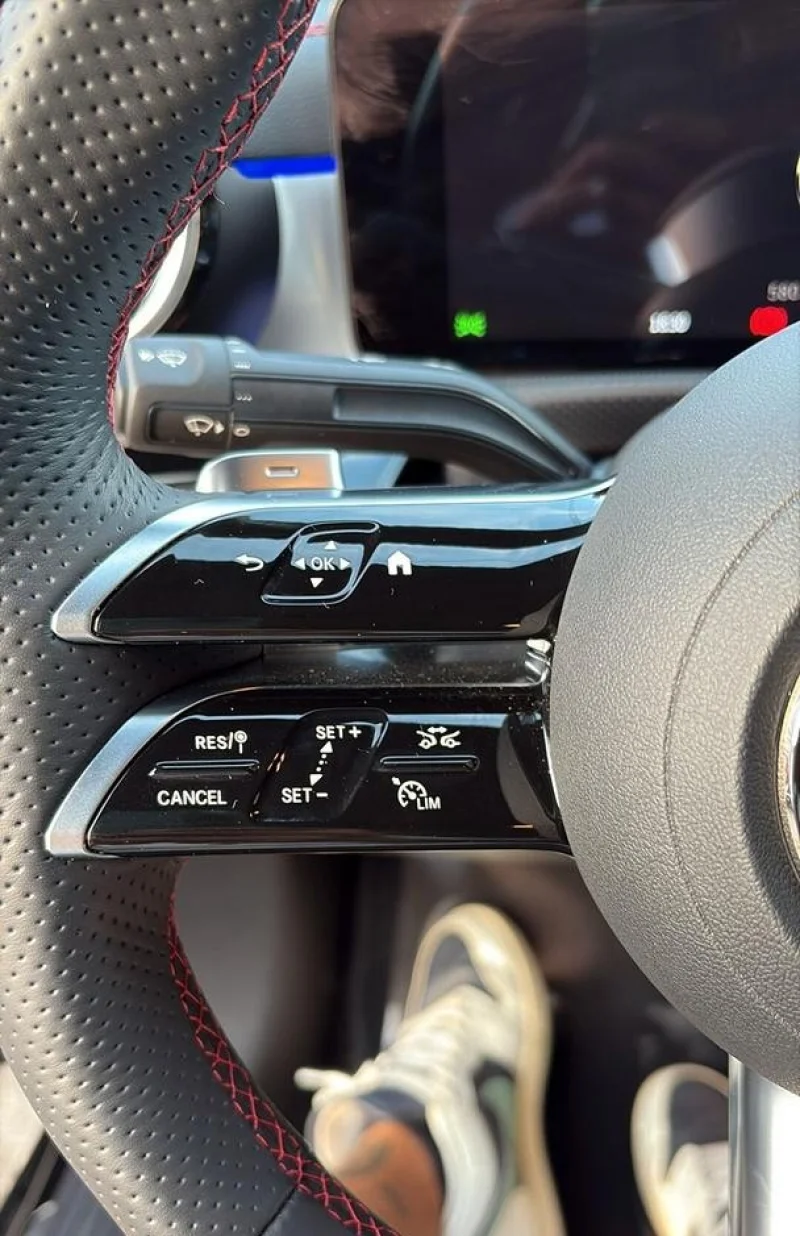 Mercedes-Benz CLA Coupe 200 d AMG Line Premium auto — foto 7