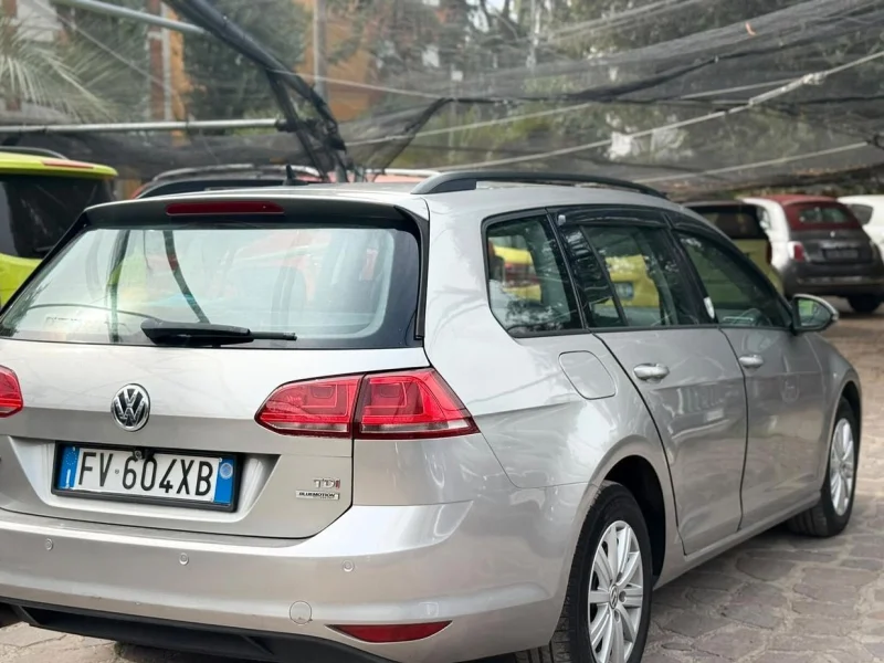 Volkswagen Golf Variant 1.6 tdi Comfortline Business — foto 5