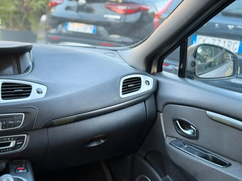 Renault Scenic 1.9 dci Dynamique — foto 7
