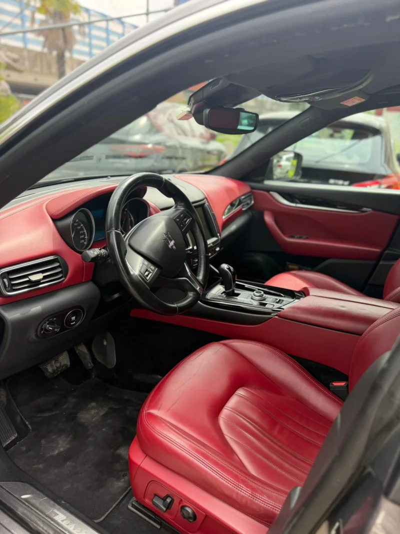 Maserati Levante 3.0 V6 Diesel AWD — foto 8