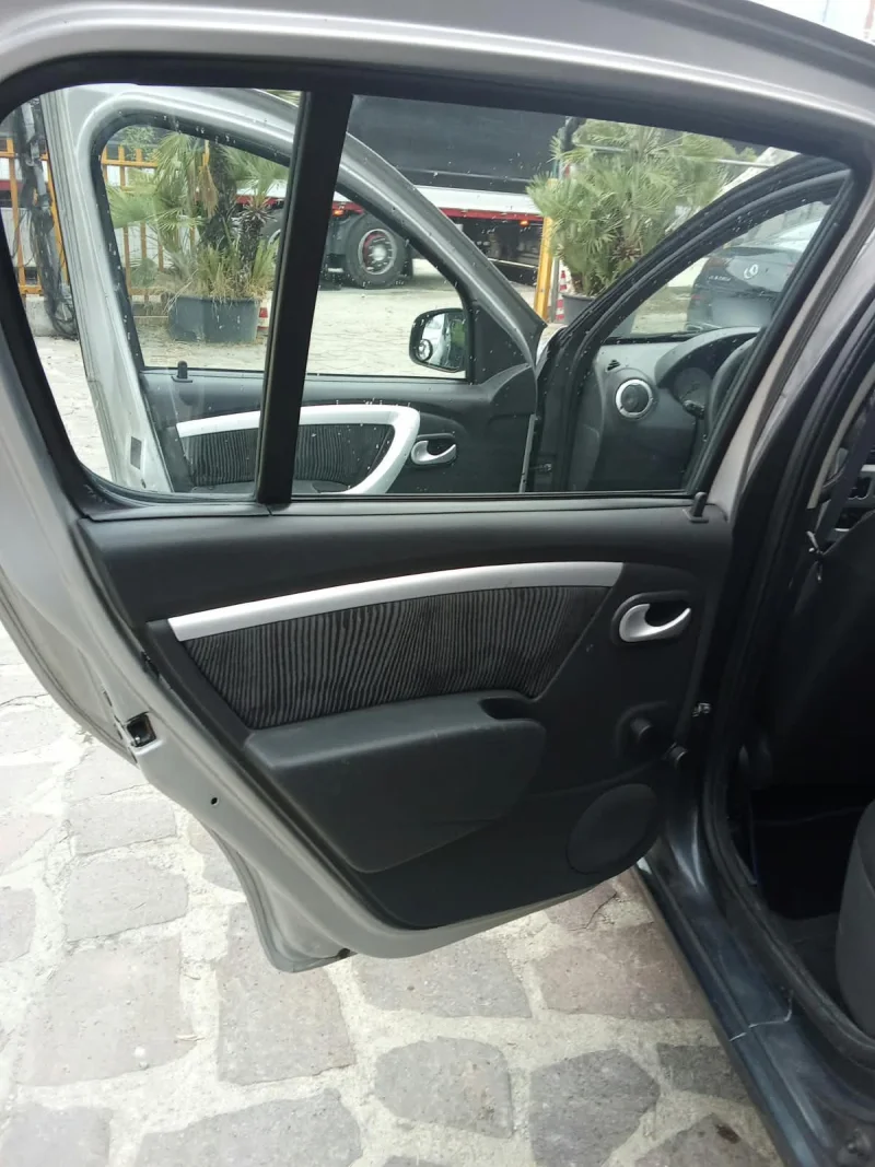Dacia Sandero 1.4 8v Gpl — foto 12