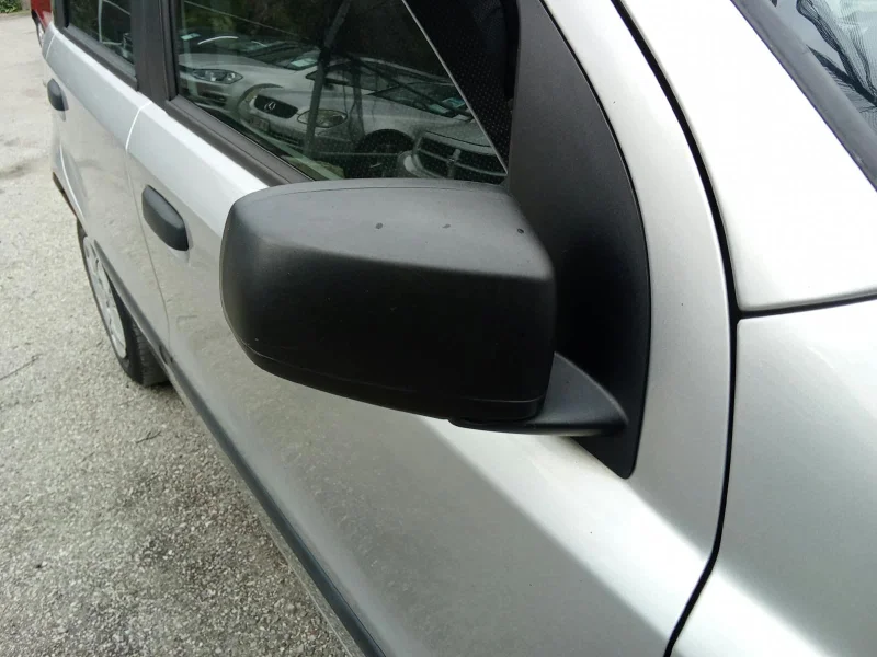 Fiat Panda 1.2 Dynamic 60 CV — foto 20