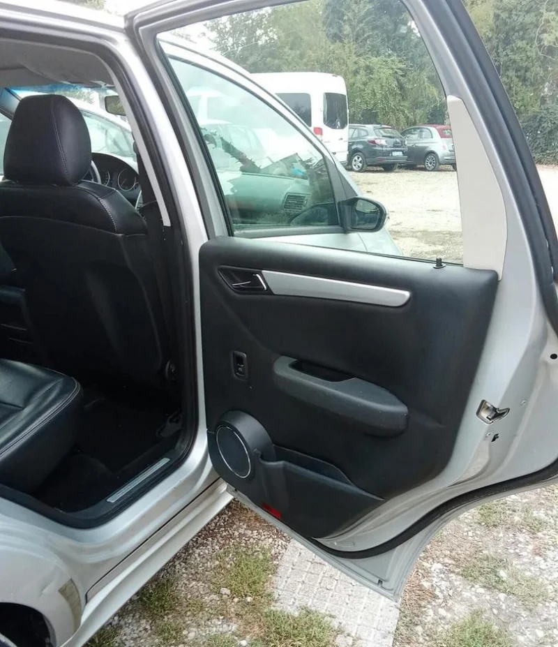 Mercedes-Benz Classe A A 180 cdi Elegance — foto 11