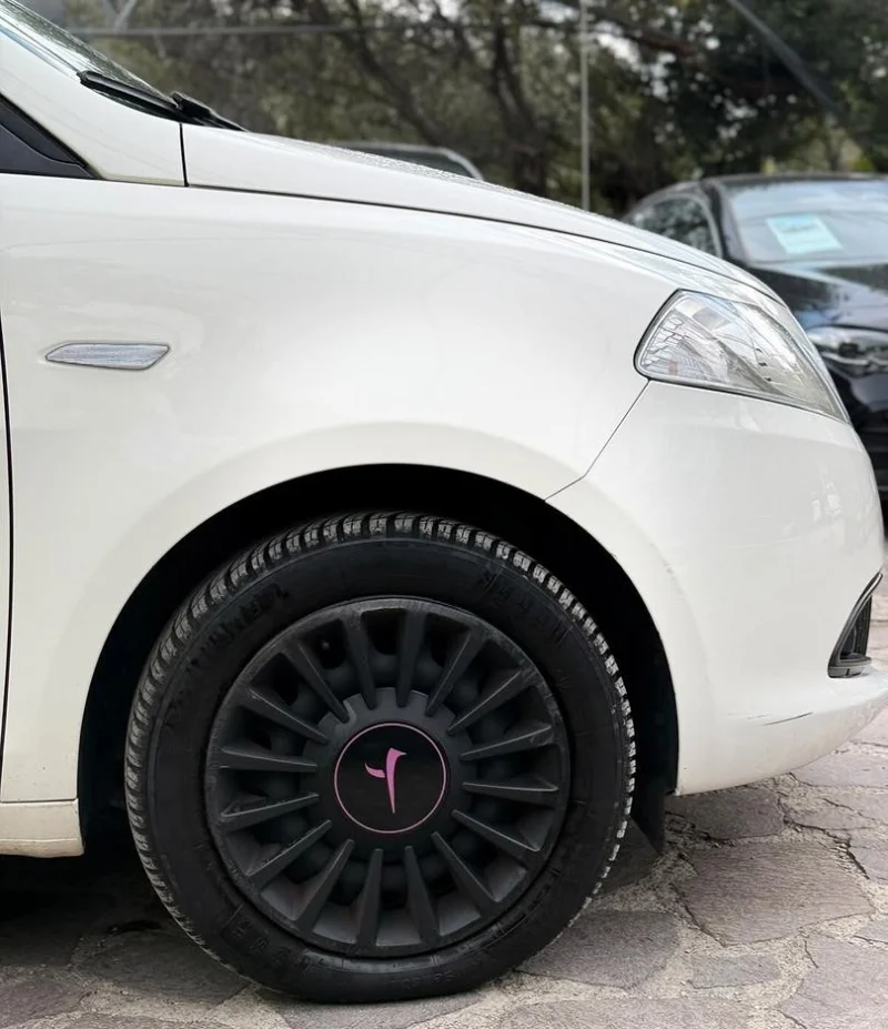 Lancia Ypsilon 1.3 mjt Elefantino s&s 95cv — foto 5