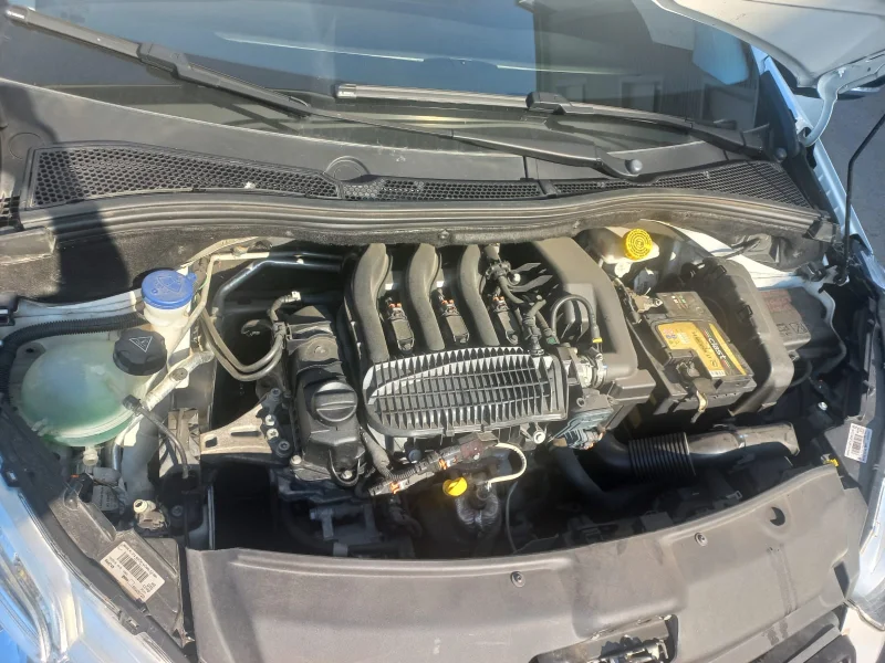 Peugeot 208 1.2 VTi 82 CV Active — foto 16