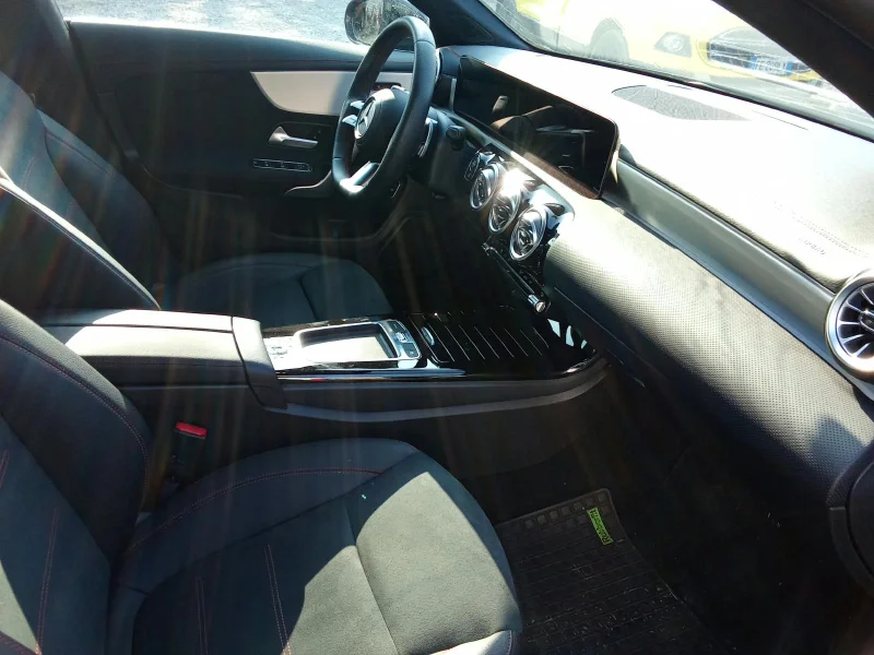 Mercedes-Benz CLA 200 d Automatic AMG Line Premium Plus — foto 7