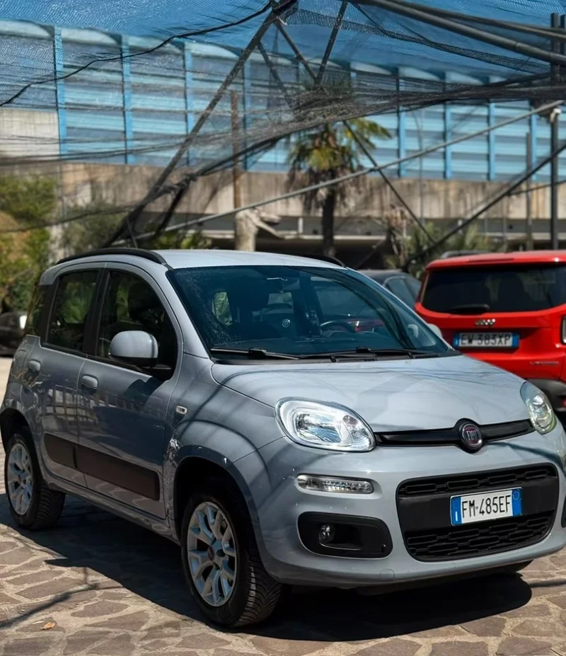 Fiat Panda 0.9 t.air t. natural power Easy 80cv — foto 3