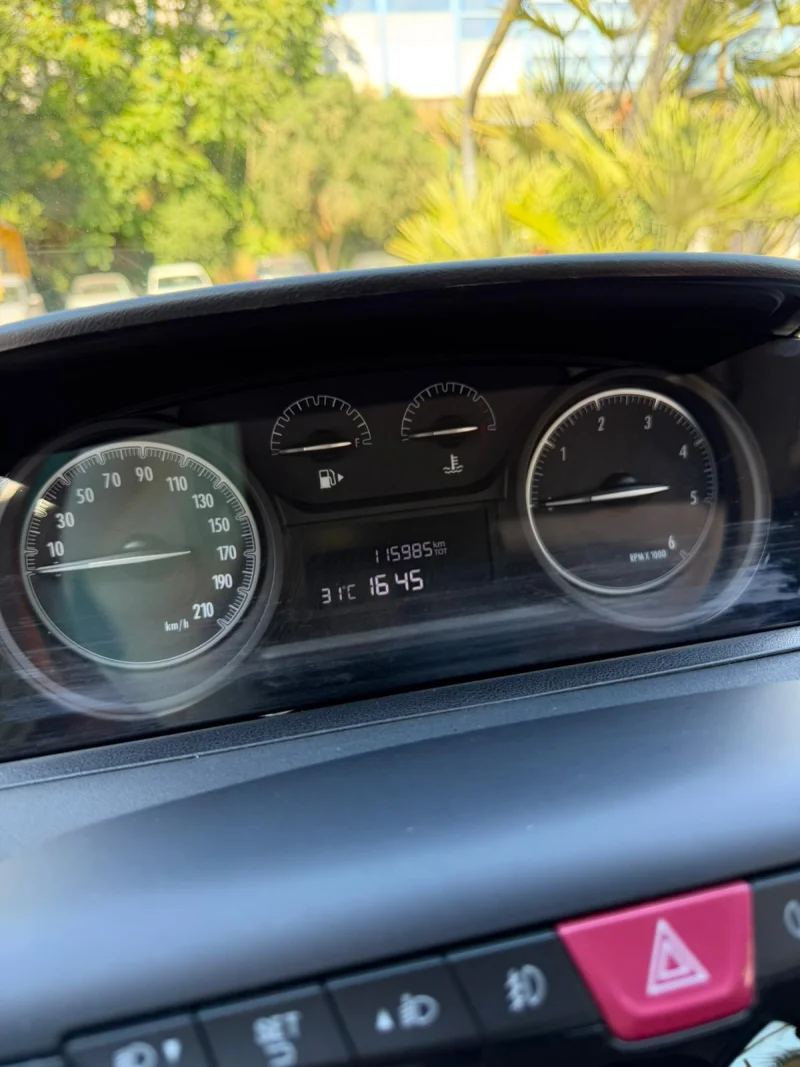 Lancia Ypsilon 1.3 mjt Silver s&s 95cv — foto 9