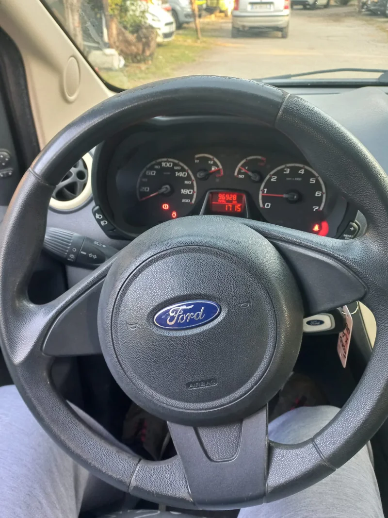 Ford Ka 1.2 8V 69 CV Plus — foto 9