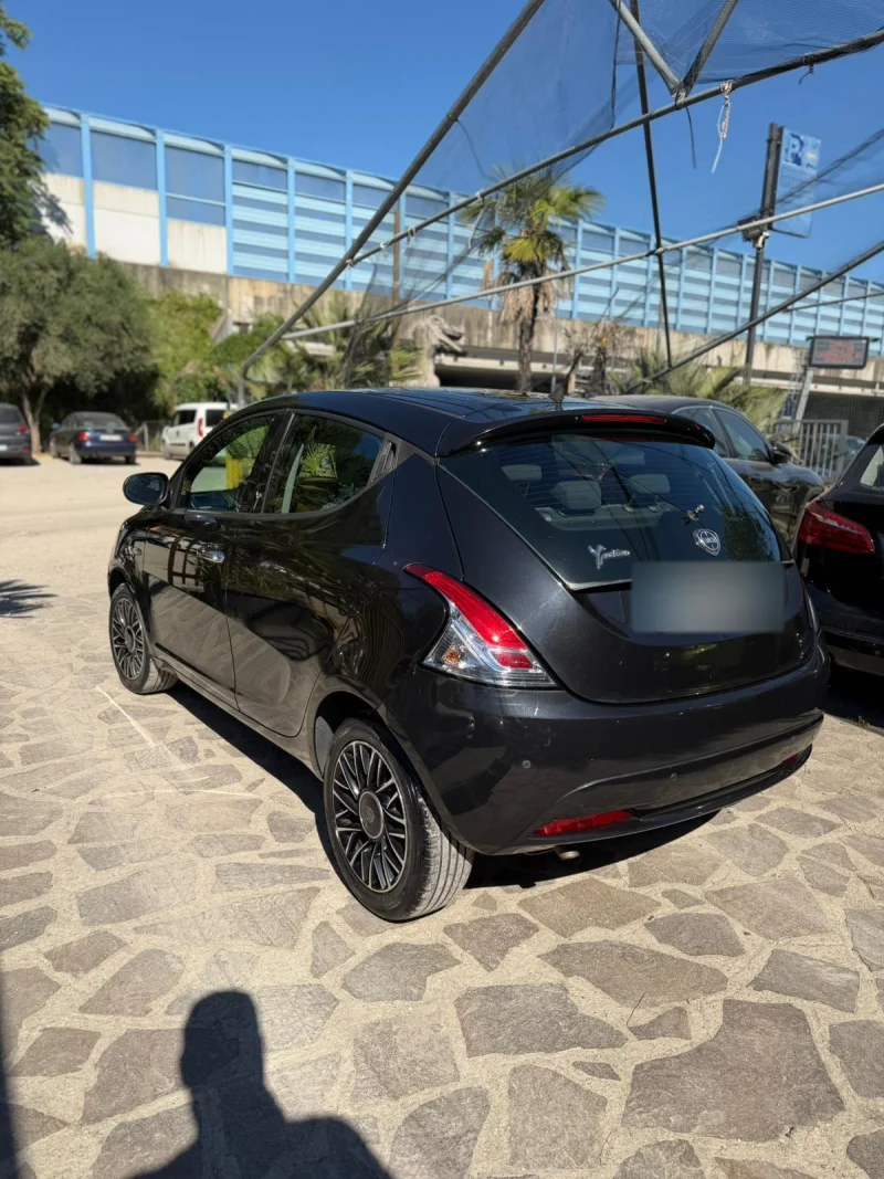 Lancia Ypsilon 1.3 mjt Silver s&s 95cv — foto 7